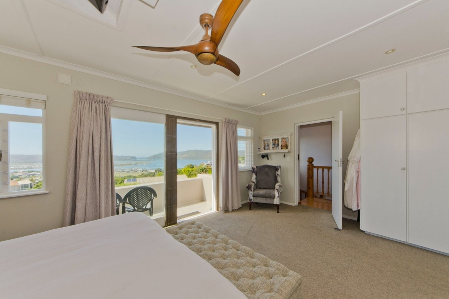 4 Bedroom Property for Sale in Heuwelkruin Western Cape